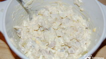 блинчики с салатом из сельди