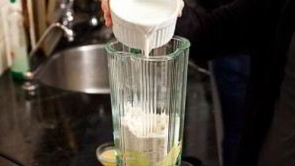 блинчики с творогом в сметане