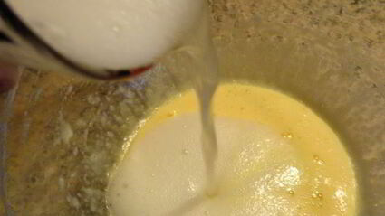 блины на пиве с зеленым горошком