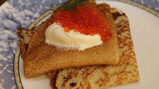 Блины по-ленинградски с икрой