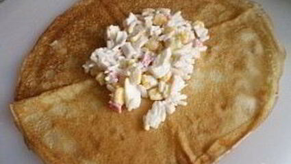 блины с крабовыми палочками