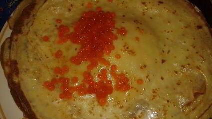 блины с красной икрой