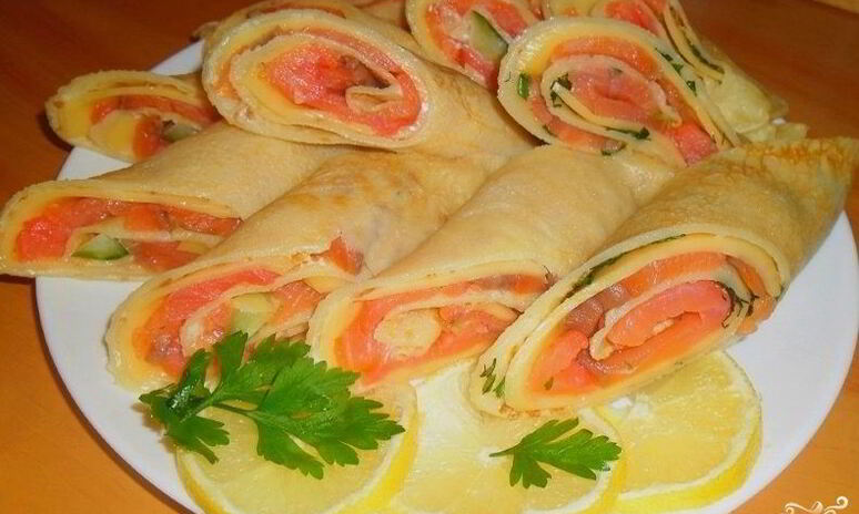 Рецепт блины с красной рыбой и огурцом