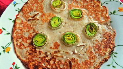 блины с луковым припеком