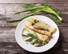 Блины с селедкой