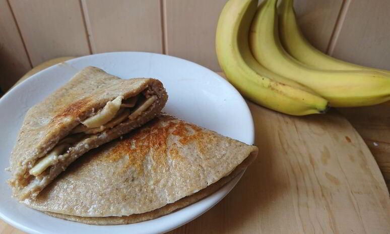 Рецепт овсяноблин с бананом и арахисовой пастой