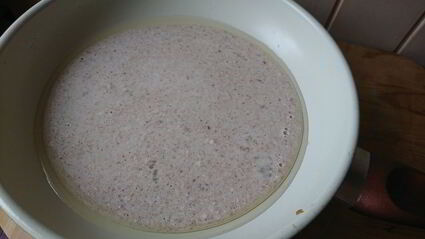 овсяноблин с бананом и арахисовой пастой