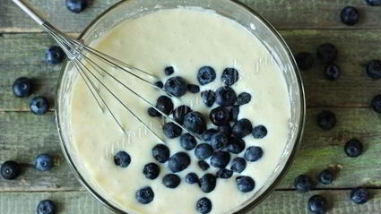 панкейки с голубикой