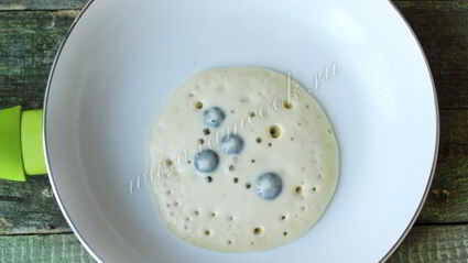 панкейки с голубикой