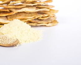 Заварные блины на молоке и кипятке с кунжутом