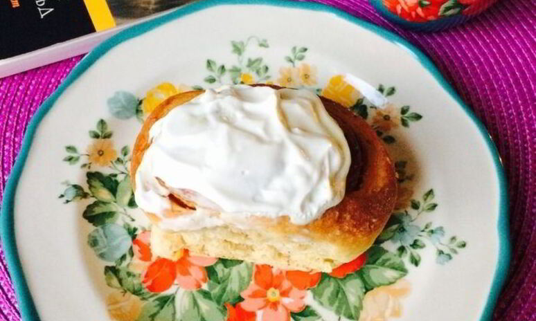 Рецепт булочки с айвой