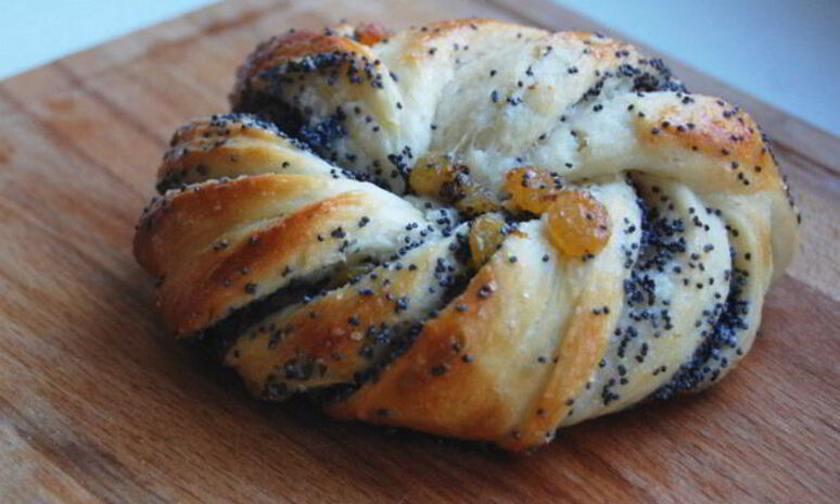 Рецепт булочки с маком и изюмом