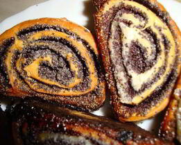 Булочки с маком