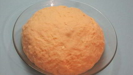 булочки с начинкой из чернослива и яблок