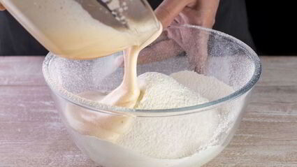 булочки с яблоками и корицей