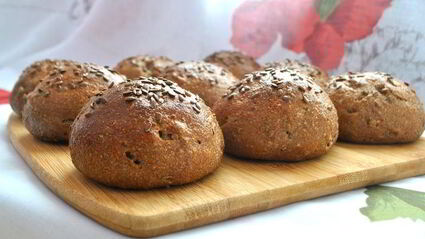 хлебные булочки к обеду