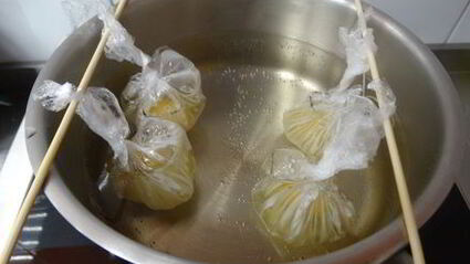 круассан с яйцом пашот