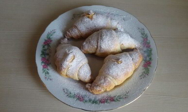 Рецепт круассаны с финиками и медом