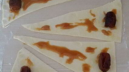 круассаны с финиками и медом