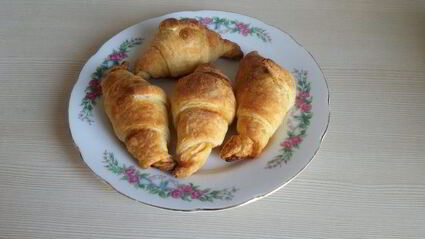 круассаны с финиками и медом