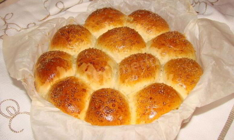 Рецепт ленивые булочки с курагой, финиками и изюмом