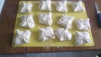 слоеные булочки с творогом