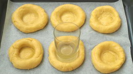 ватрушки с малиной