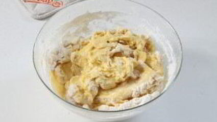 ватрушки с творогом, брынзой и зеленью