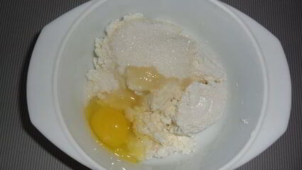 ватрушки с творогом на тесте со свежими дрожжами