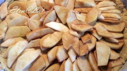 чизкейк с яблоками и темным шоколадом