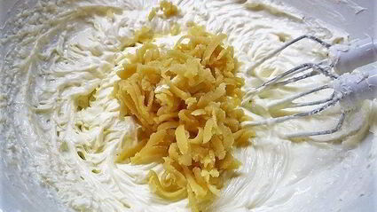 лимонный чизкейк с марципаном и маком