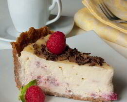 Малиновый чизкейк с белым шоколадом