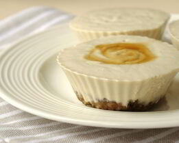 Вегетарианские мини-чизкейки без выпечки