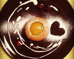 Миндальные кексы с персиками