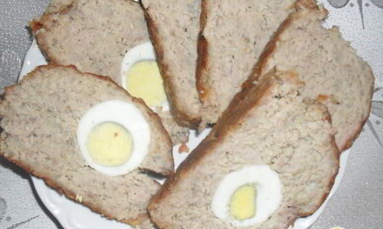Рецепт мясной кекс с яйцом