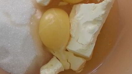 семья тыквенных кексов с маковым штрейзелем