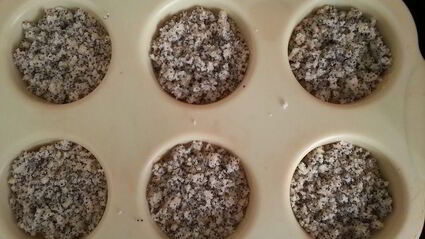 семья тыквенных кексов с маковым штрейзелем