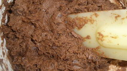 шоколадные кексы с ореховой начинкой