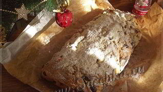 Штоллен с миндалем