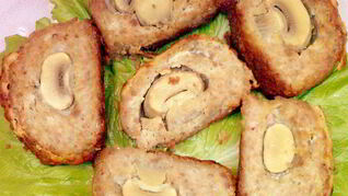 Батон мясной