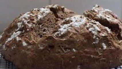 черный хлеб с морковью и тмином