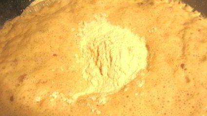 хлеб закусочный с оливками и сыром