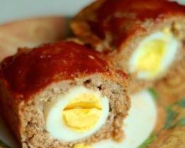 Мясной хлеб Митлоф с яйцом