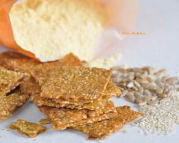 Шведские хрустящие хлебцы с семенами