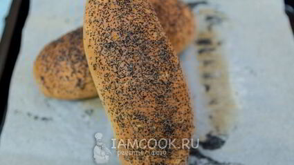 ситный батон с маком