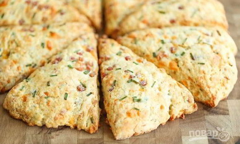 Рецепт сконы с колбасой и сыром