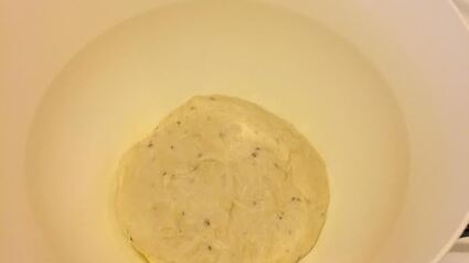 закусочный хлеб с сулугуни