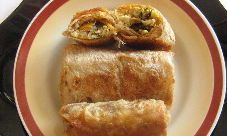 Рецепт горячая закуска из лаваша с курицей и баклажанами