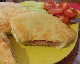 Лаваш с сыром и зеленью