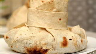 Мясо в армянском лаваше